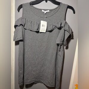 ❤️ 7 for $25! Linda Matthews Striped Ruffle Sleeve cold shoulder top